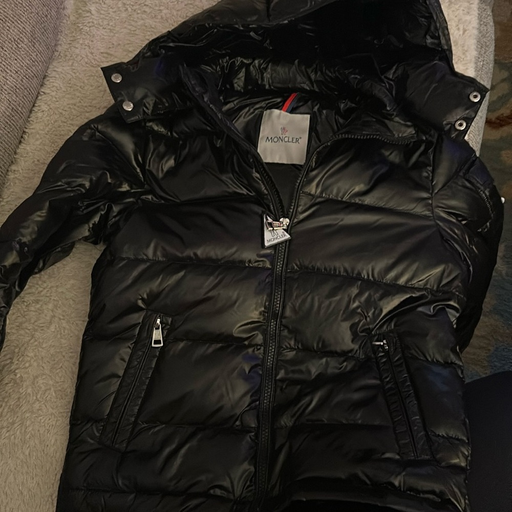 Brand new boys maya hooded jacket size 10